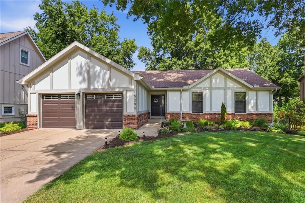 15295 Newton Drive, Overland Park, KS 66223