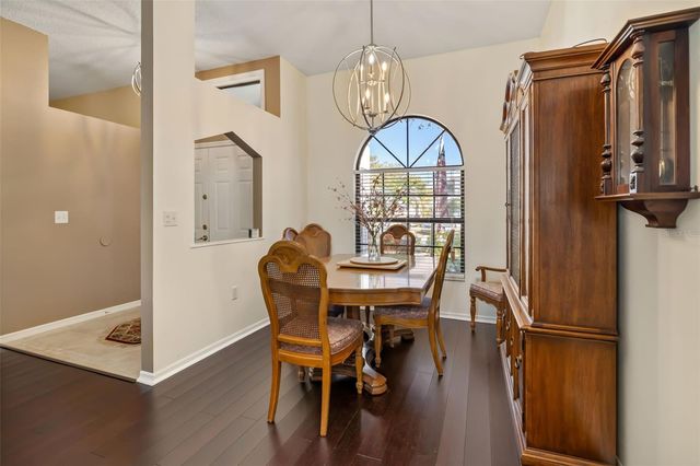 8072 GLENBROOKE LANE, Sarasota, FL 34243