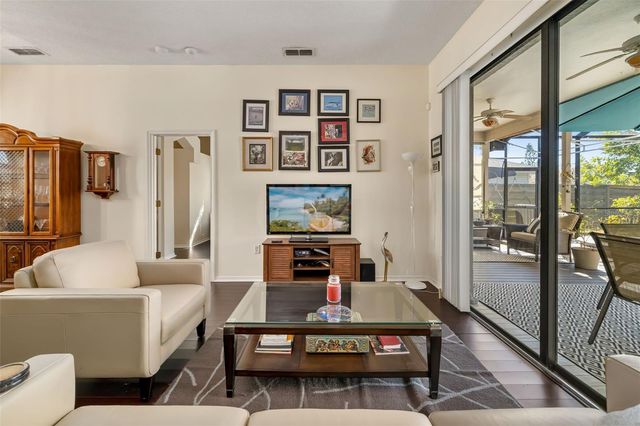 8072 GLENBROOKE LANE, Sarasota, FL 34243