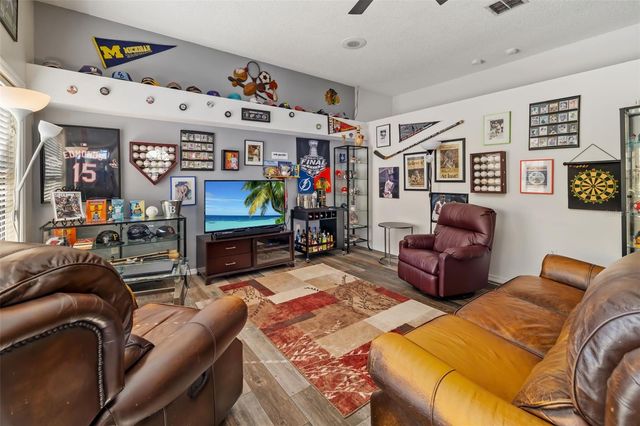 8072 GLENBROOKE LANE, Sarasota, FL 34243