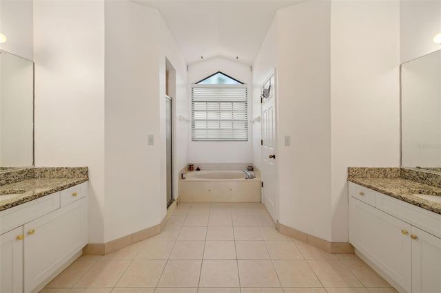 8072 GLENBROOKE LANE, Sarasota, FL 34243