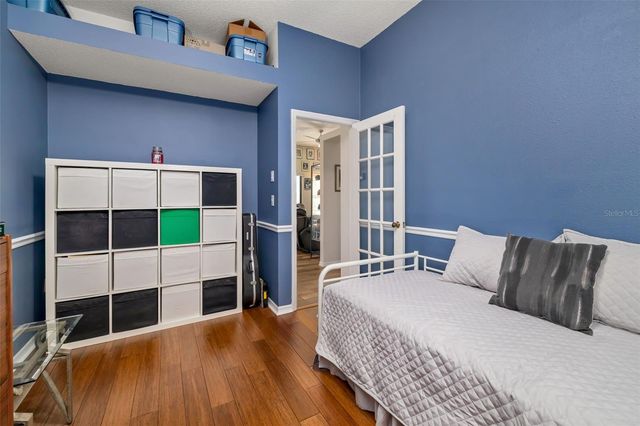 8072 GLENBROOKE LANE, Sarasota, FL 34243