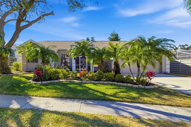 8072 GLENBROOKE LANE, Sarasota, FL 34243