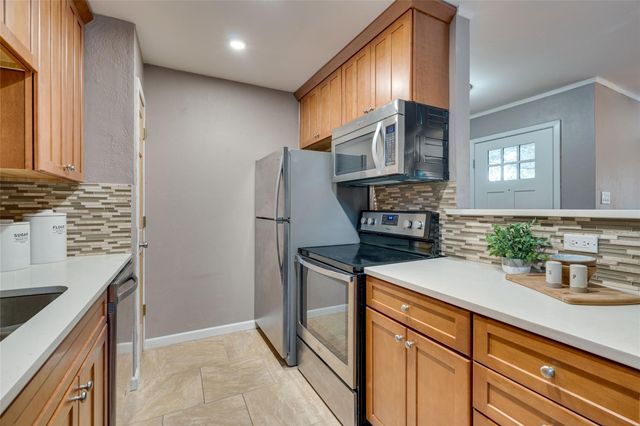 4159 Steck Ave 290, Austin, TX 78759