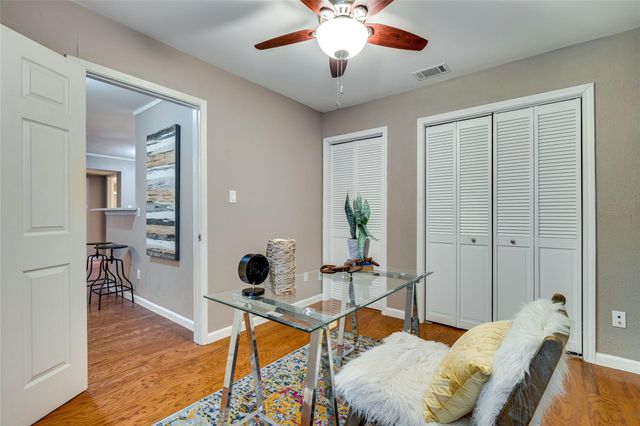 4159 Steck Ave 290, Austin, TX 78759