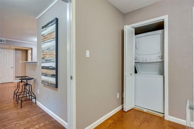 4159 Steck Ave 290, Austin, TX 78759