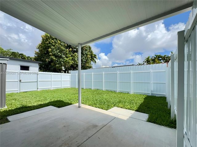 1250 NW 57th St 1250, Miami, FL 33142