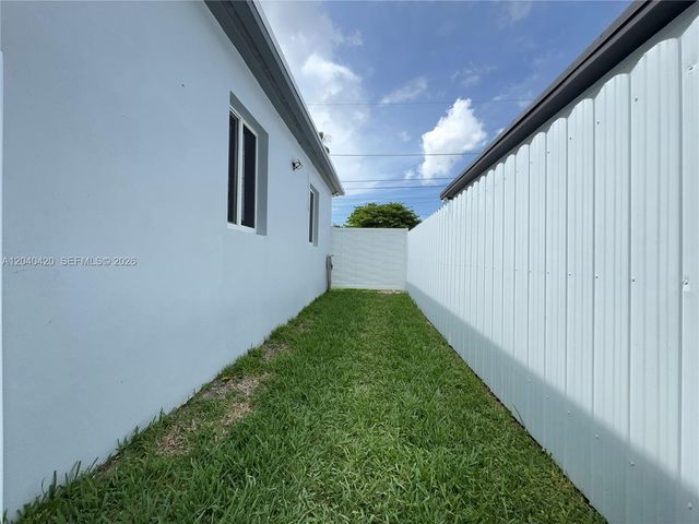 1250 NW 57th St 1250, Miami, FL 33142
