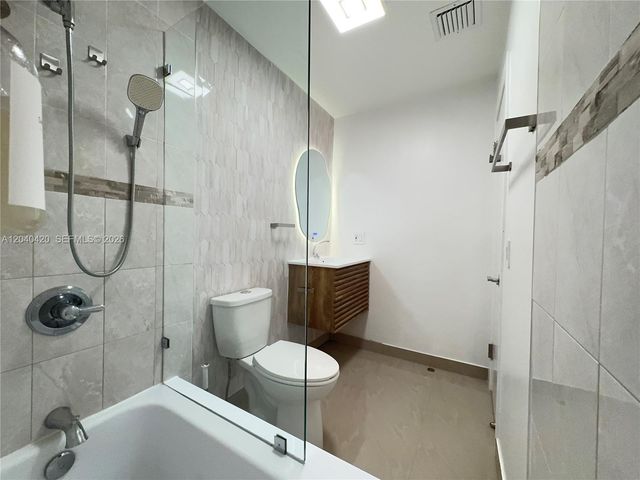1250 NW 57th St 1250, Miami, FL 33142