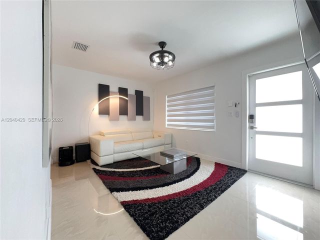 1250 NW 57th St 1250, Miami, FL 33142