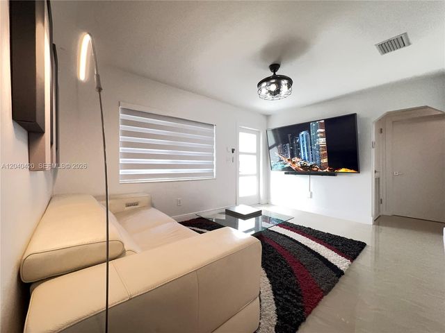 1250 NW 57th St 1250, Miami, FL 33142