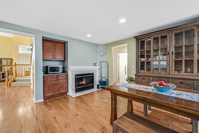 15100 Shining Star Ln, San Leandro, CA 94579