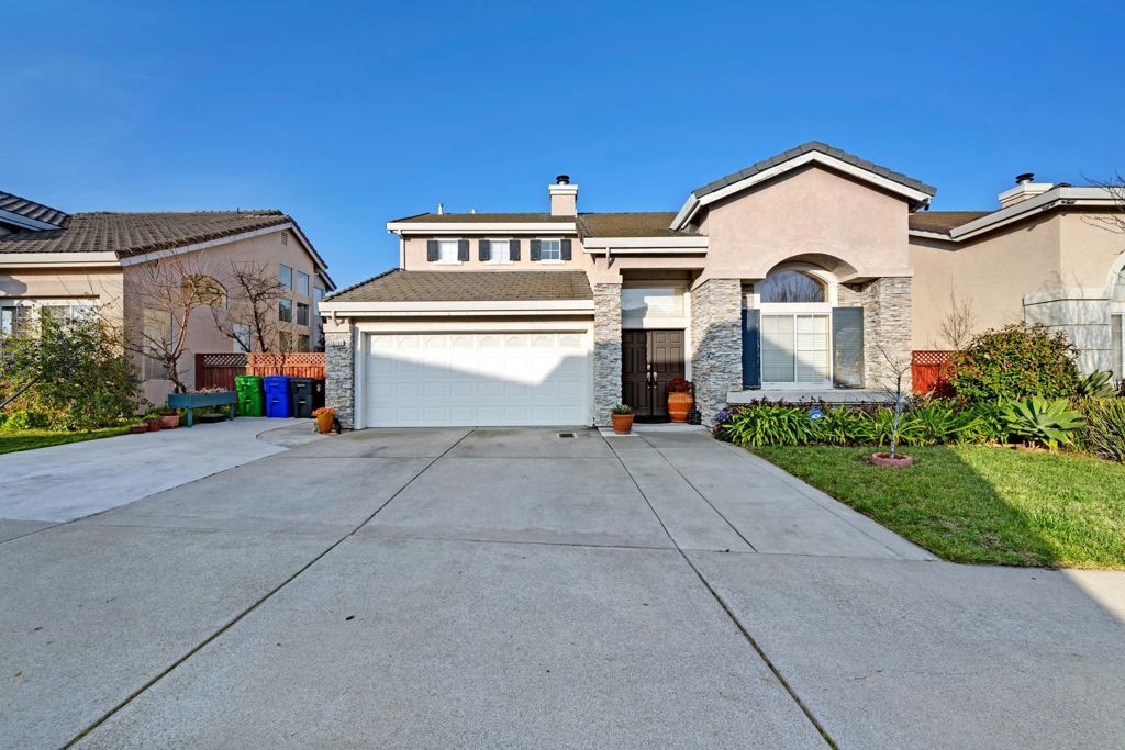15100 Shining Star Ln, San Leandro, CA 94579