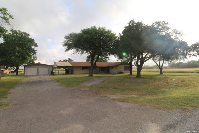 15651 Fm 463, Lytle, TX 78052