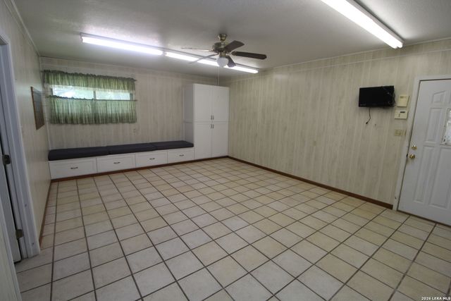 15651 Fm 463, Lytle, TX 78052