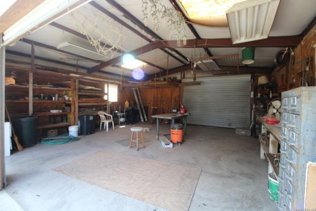 15651 Fm 463, Lytle, TX 78052