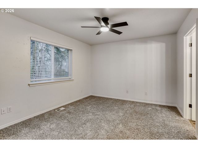 7642 Sw 205TH Ter, Beaverton, OR 97007