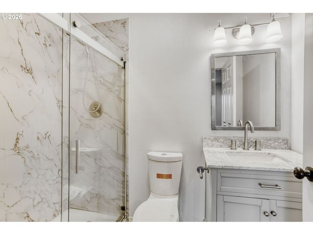 7642 Sw 205TH Ter, Beaverton, OR 97007