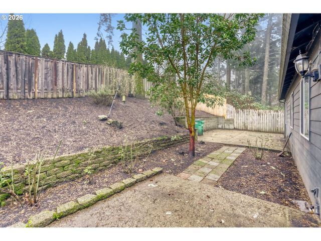 7642 Sw 205TH Ter, Beaverton, OR 97007