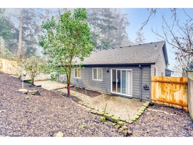 7642 Sw 205TH Ter, Beaverton, OR 97007