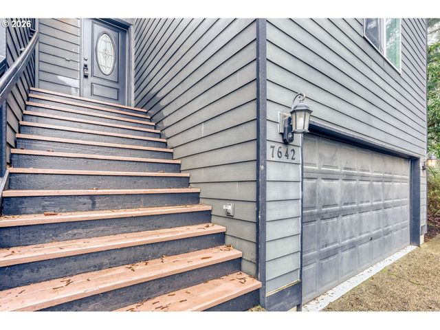 7642 Sw 205TH Ter, Beaverton, OR 97007