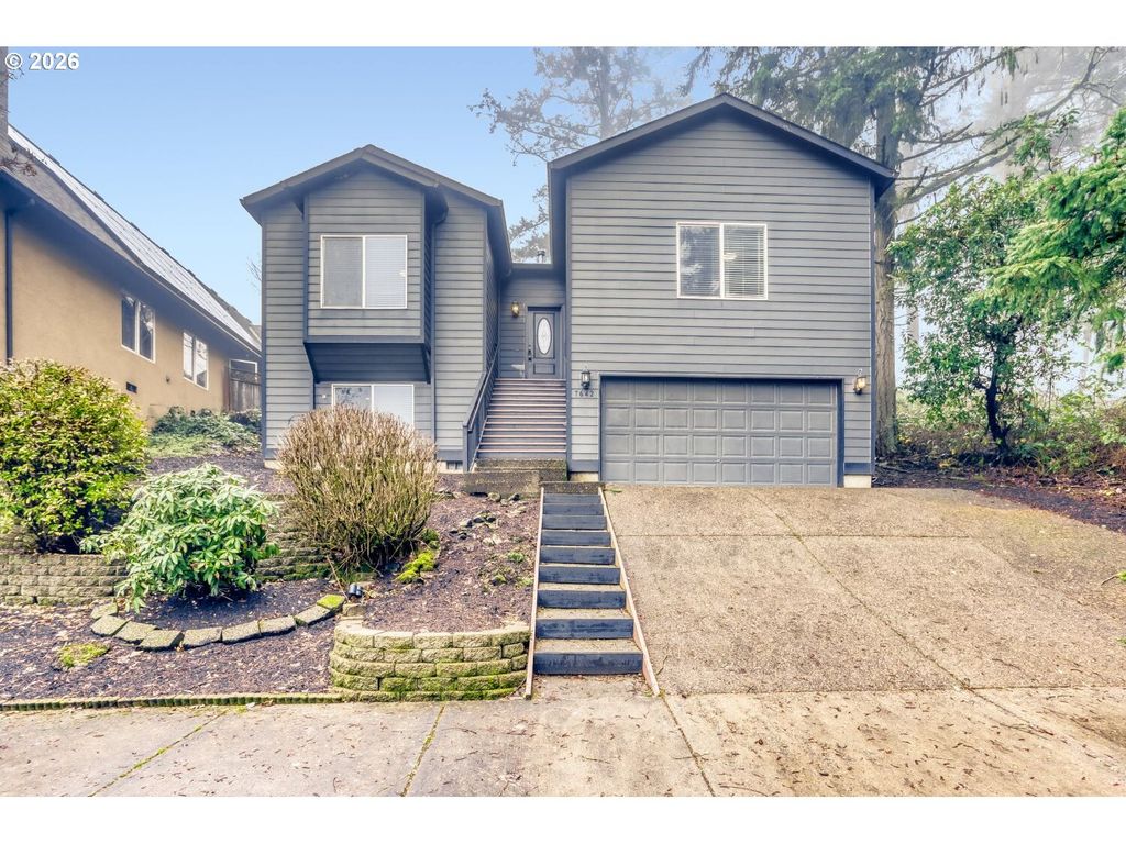 7642 Sw 205TH Ter, Beaverton, OR 97007