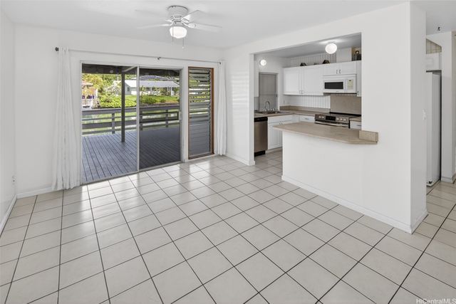 246 Opihikao Way 761, Honolulu, HI 96825