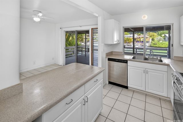 246 Opihikao Way 761, Honolulu, HI 96825