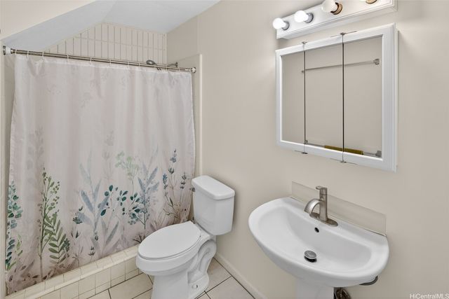 246 Opihikao Way 761, Honolulu, HI 96825