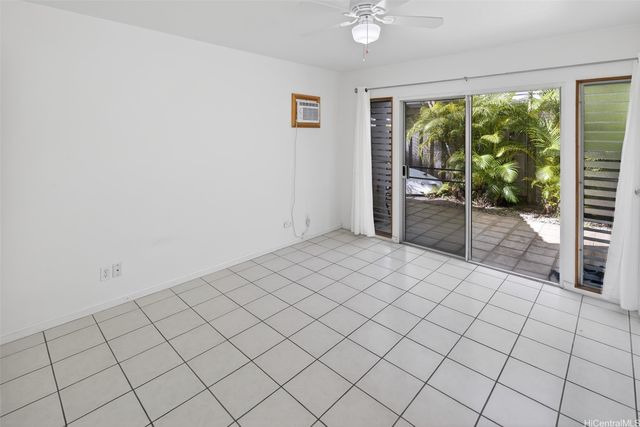 246 Opihikao Way 761, Honolulu, HI 96825