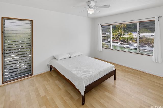 246 Opihikao Way 761, Honolulu, HI 96825