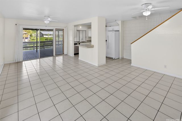 246 Opihikao Way 761, Honolulu, HI 96825