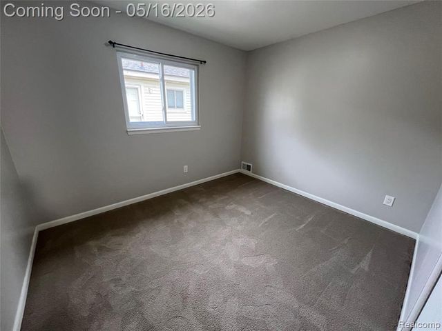 5847 N Berry Street, Westland, MI 48185