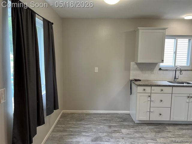5847 N Berry Street, Westland, MI 48185