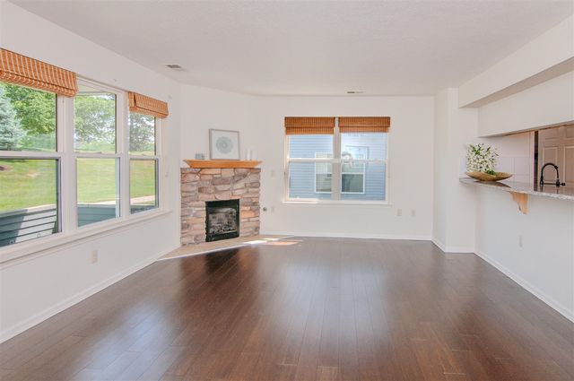 1704 Weatherstone Drive, Ann Arbor, MI 48108