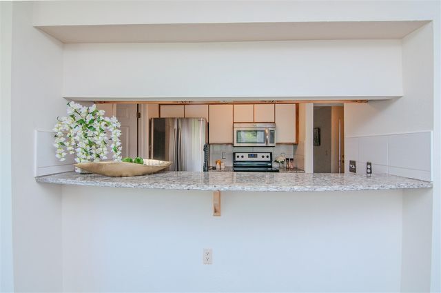 1704 Weatherstone Drive, Ann Arbor, MI 48108