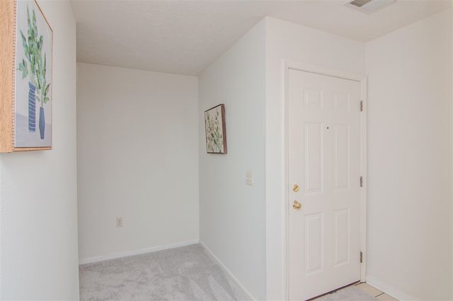 1704 Weatherstone Drive, Ann Arbor, MI 48108