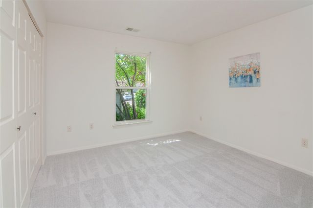 1704 Weatherstone Drive, Ann Arbor, MI 48108