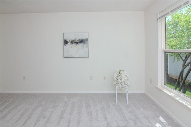 1704 Weatherstone Drive, Ann Arbor, MI 48108