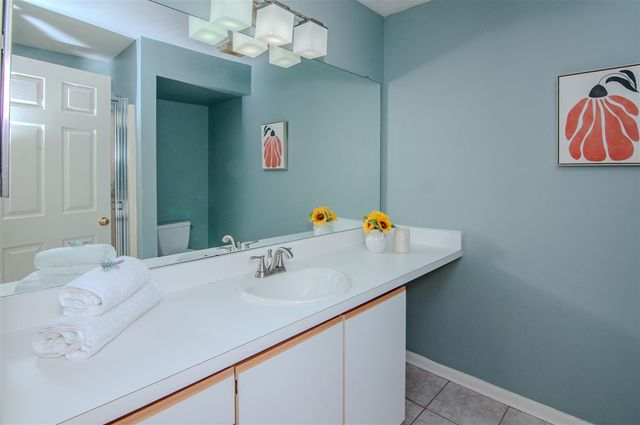 1704 Weatherstone Drive, Ann Arbor, MI 48108
