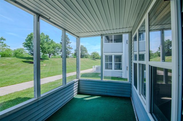 1704 Weatherstone Drive, Ann Arbor, MI 48108