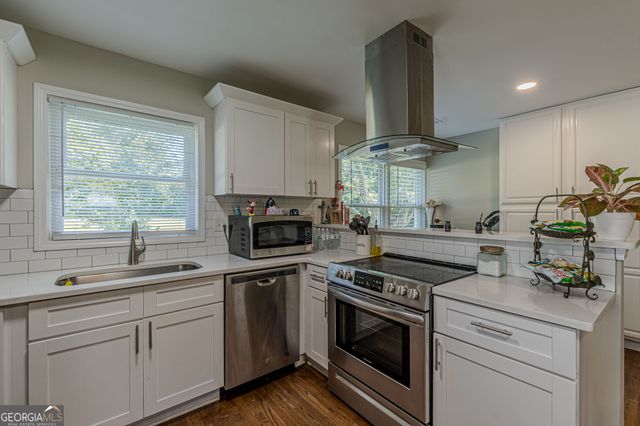 7242 Westwood Lane, Douglasville, GA 30134