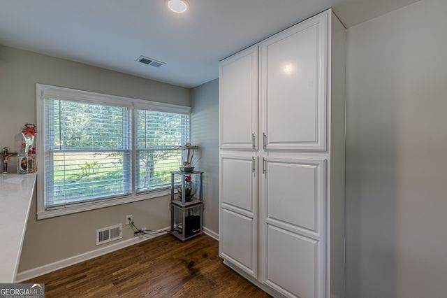 7242 Westwood Lane, Douglasville, GA 30134