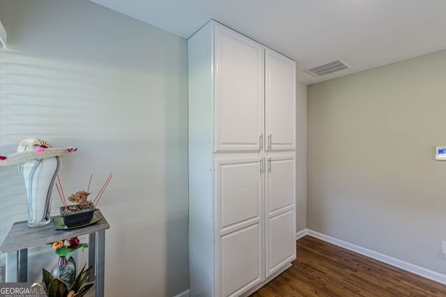 7242 Westwood Lane, Douglasville, GA 30134