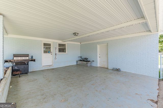 7242 Westwood Lane, Douglasville, GA 30134