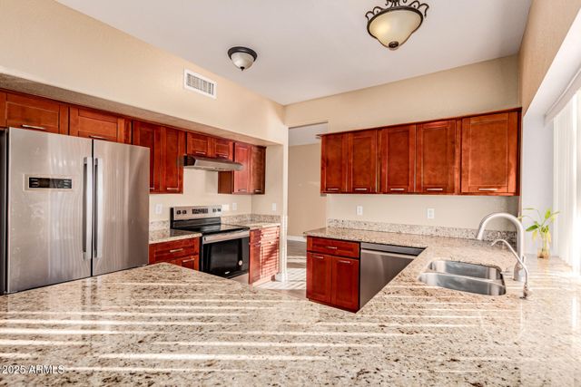 1110 N ASPEN Drive, Chandler, AZ 85226