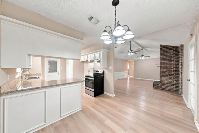 13317 Rene Circle, Santa Fe, TX 77510