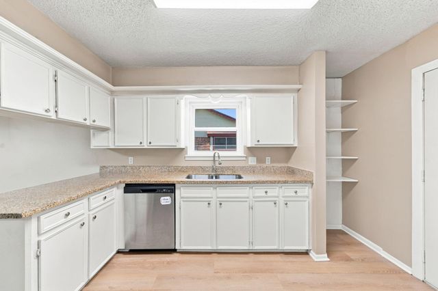 13317 Rene Circle, Santa Fe, TX 77510