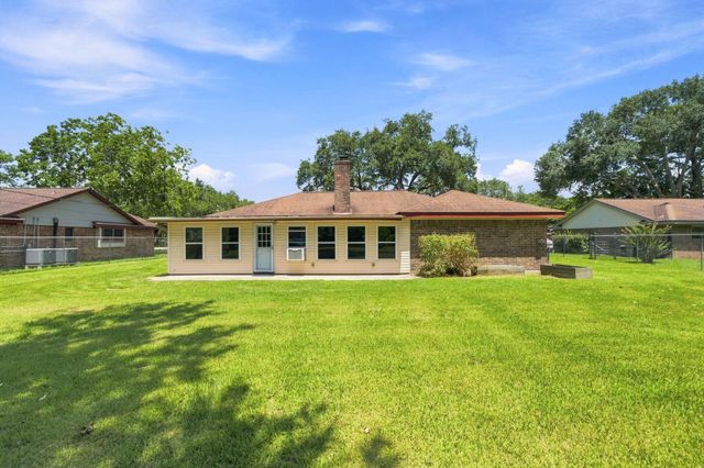 13317 Rene Circle, Santa Fe, TX 77510