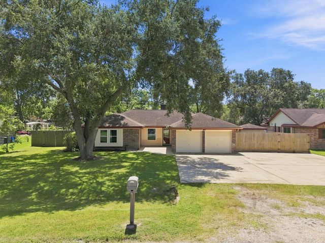 13317 Rene Circle, Santa Fe, TX 77510